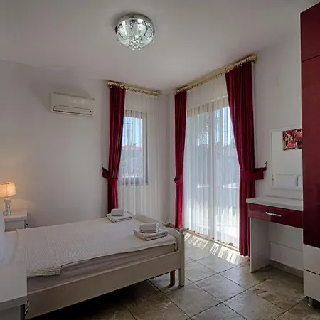 Villa With Jacuzzi And Children's Play Area For 10 People In Mugla, - Awz170 *